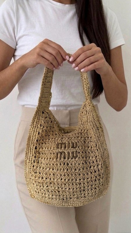 شنطة - قش Miu Miu / كولتي ماستر